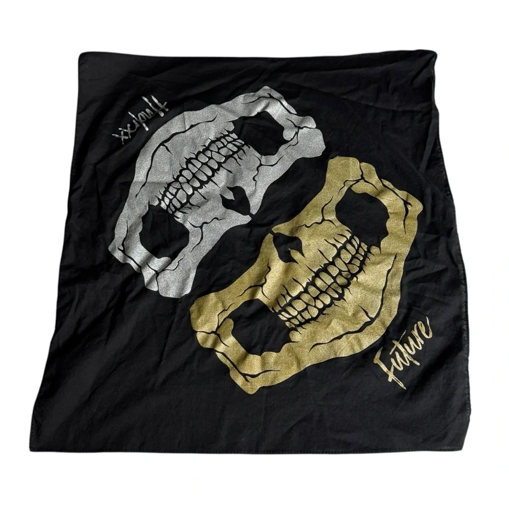 Future Hndrxx Double‎ Skull Metallic Silver Gold Bandana